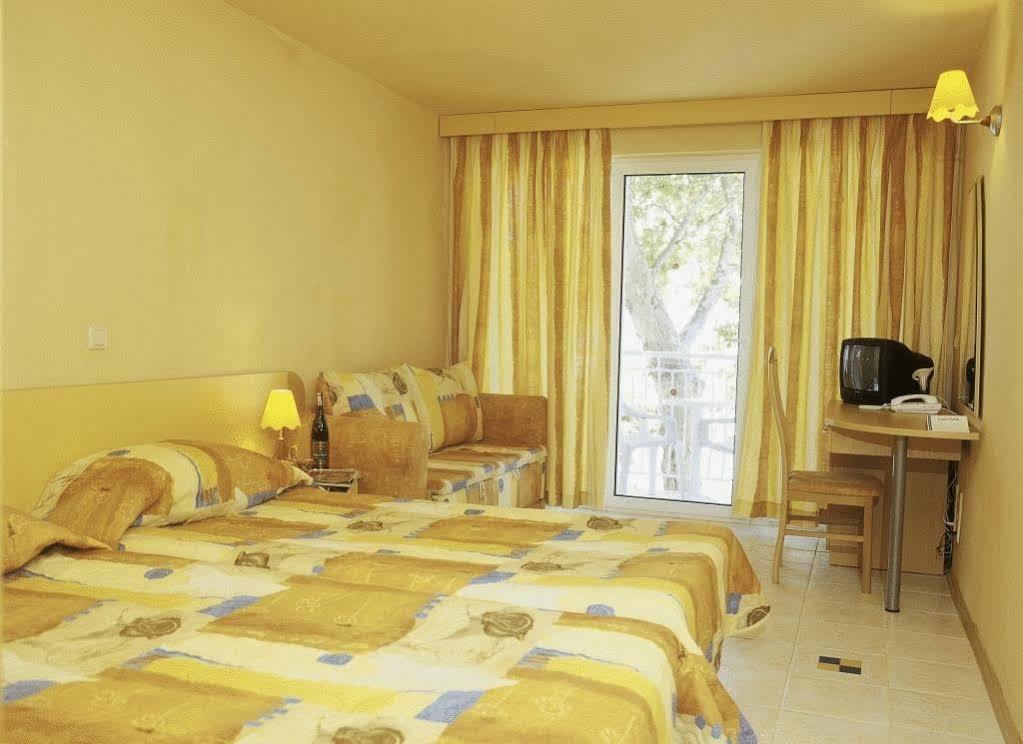 אלבנה Kaliopa Hotel מראה חיצוני תמונה